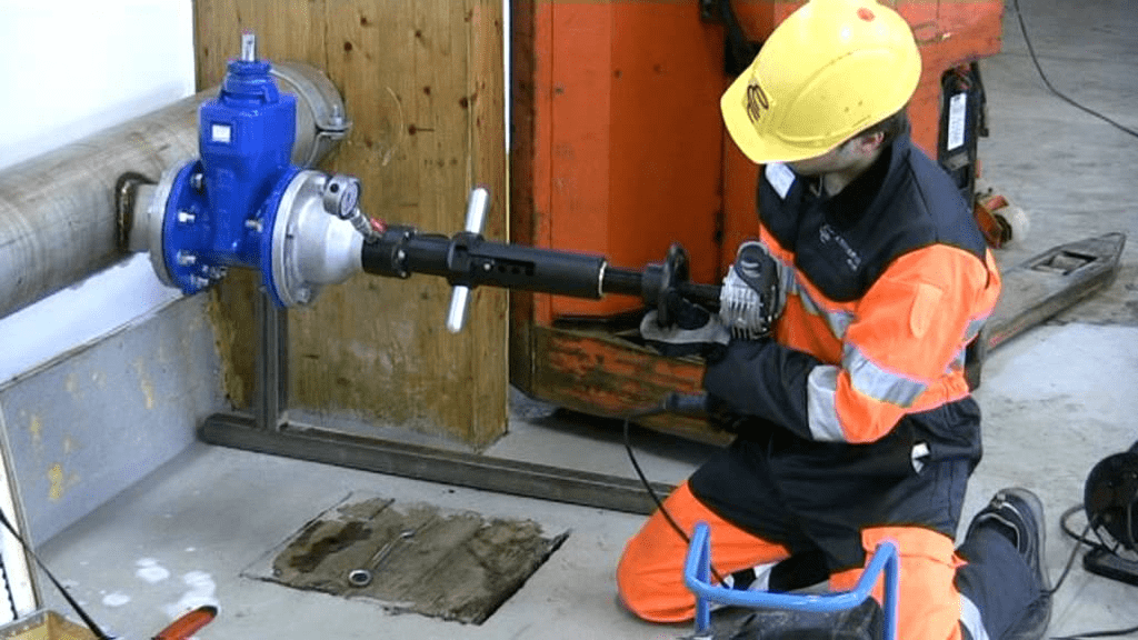 API 2201 Procedures for Welding of Hot Tapping Equipment Containing Flammables